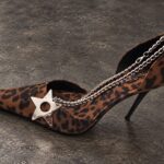 SAPATO DE SALTO Jeffrey Campbell